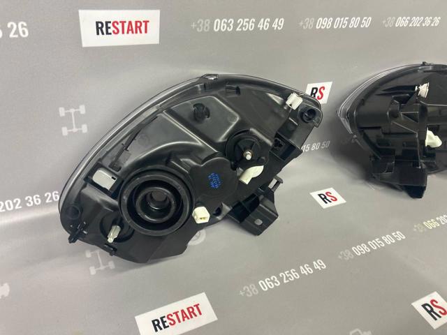 Comprar 606209E TYC Faro delantero izquierdo