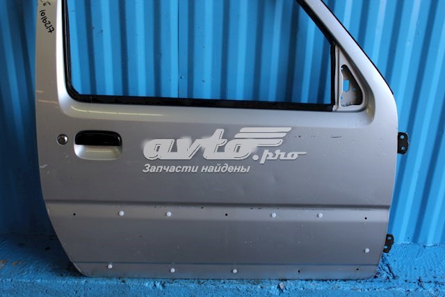 Comprar 6800181A11000 Suzuki Puerta delantera derecha