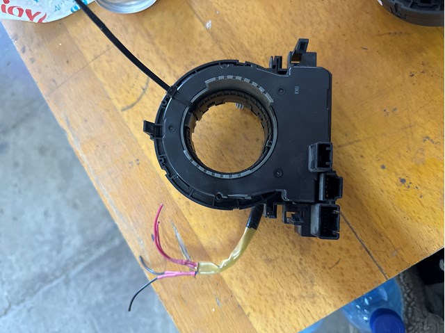Anillo AIRBAG del volante Mazda KD3566CS0A