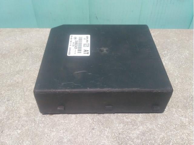 Caja fusibles Renault (RVI) 284B62342R precio, desde 76,96 EUR