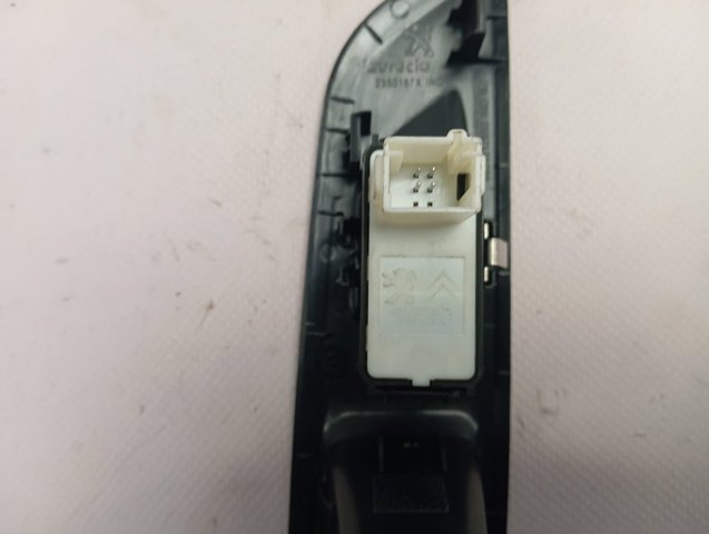 Peugeot/Citroen 9823212880 precio, desde 24,36 EUR