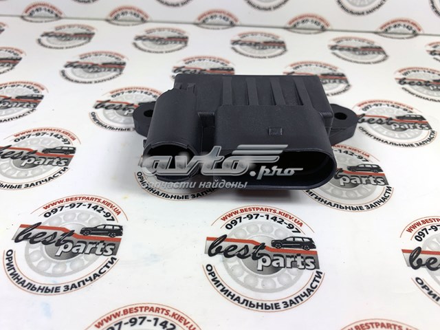 Relé de precalentamiento Mercedes A642900780180