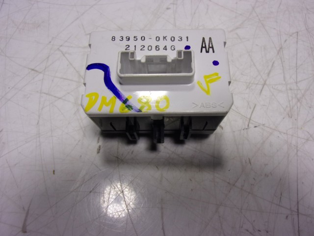 839500K031 Toyota 