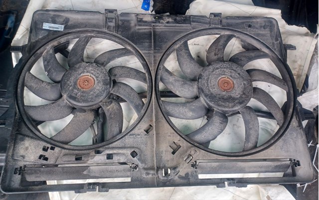 8K0121003P VAG Radiador