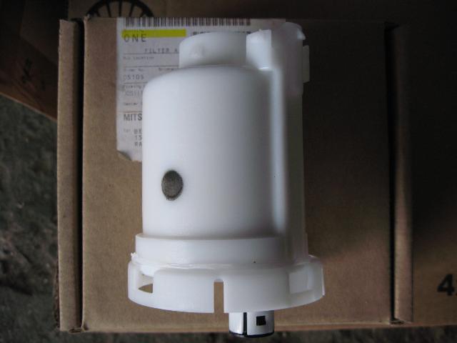 Filtro de gasoil Mitsubishi MN176269