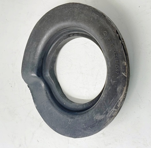 Comprar Q0000112 Q-fix Aislador de resorte trasero inferior de goma
