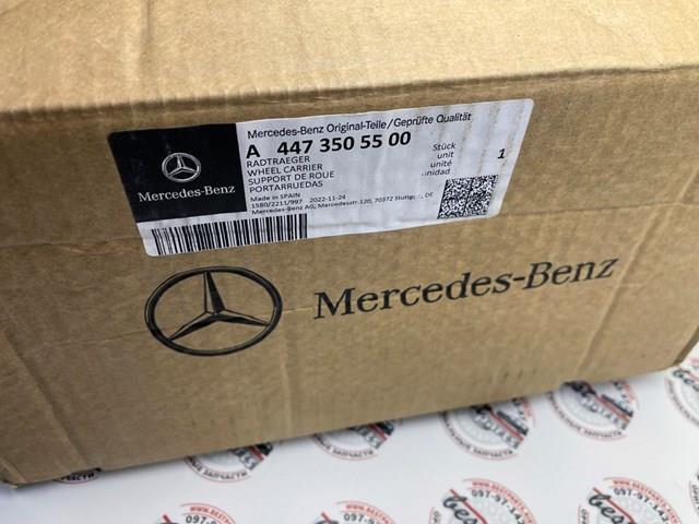 Muñón de eje, cuerpo del eje, trasero izquierdo  Mercedes A4473505500
