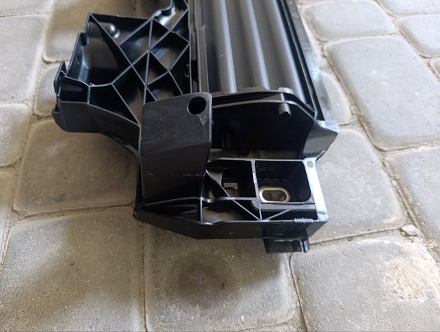 Comprar 4KE807771A VAG Persiana del radiador