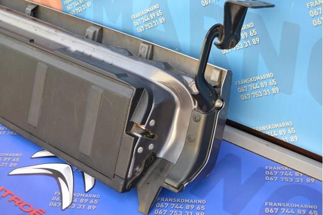 Q3760431 Q-fix Porton trasero