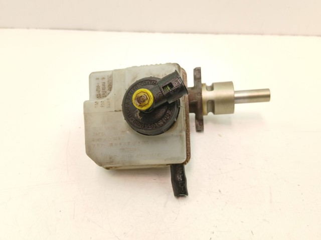 Cilindro maestro de frenos Nissan/Infiniti 7701208176 precio, desde 55,18 EUR
