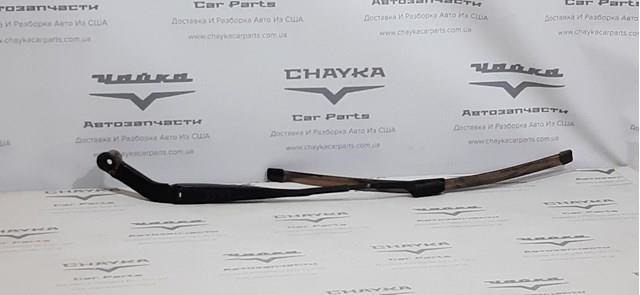 Brazo del limpiaparabrisas, lavado de parabrisas, luna delantera Mazda CX-5 (KF)