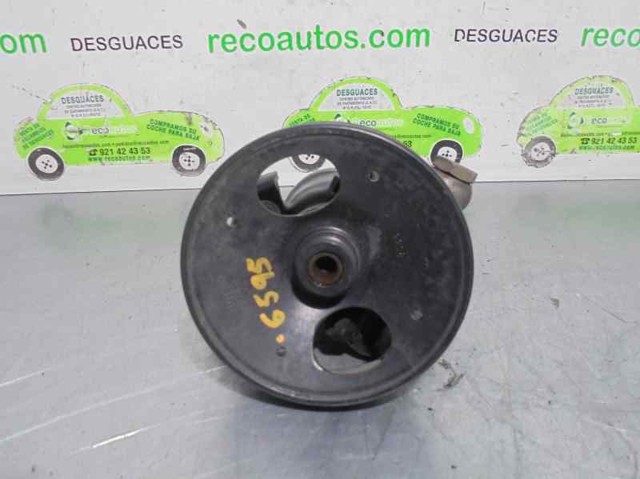 Bomba de dirección 26016947 Volvo