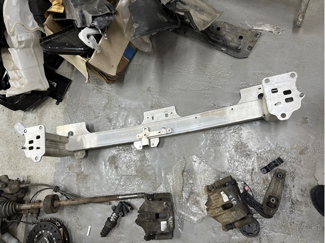 Refuerzo de parachoques delantero Peugeot/Citroen 9826115680 precio, desde 244,13 EUR