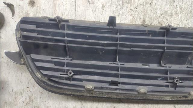 13106812 Peugeot/Citroen Calandra