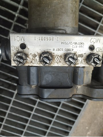 476605297R Renault (RVI) Unidad de control ABS hidráulico