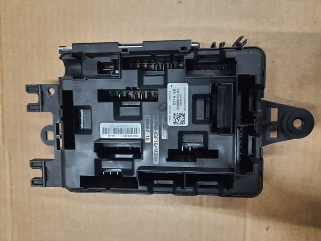 Caja de fusibles 61149389070 BMW