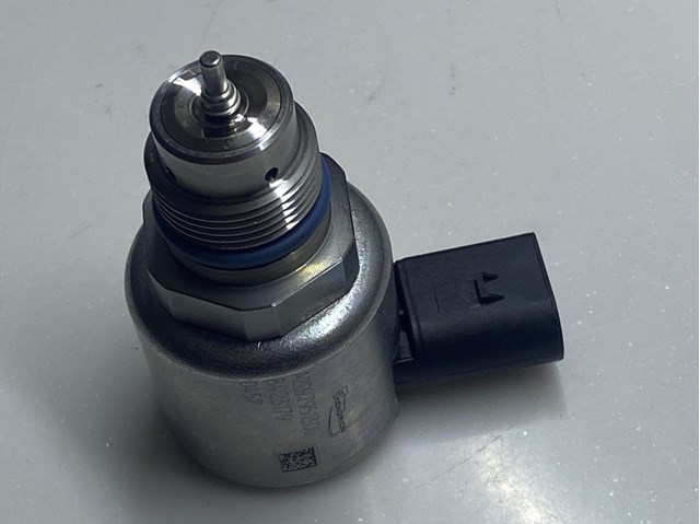 72100503 Delphi Regulador de presión de combustible del módulo de la bomba en el tanque