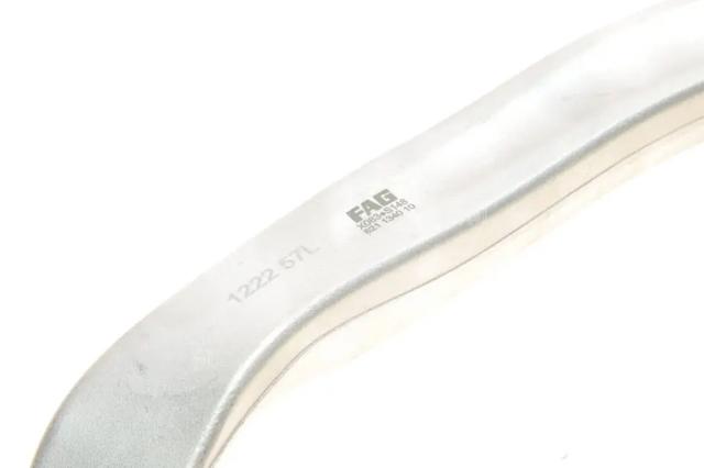 Brazo inferior izquierdo de la suspensión delantera 821134010 FAG
