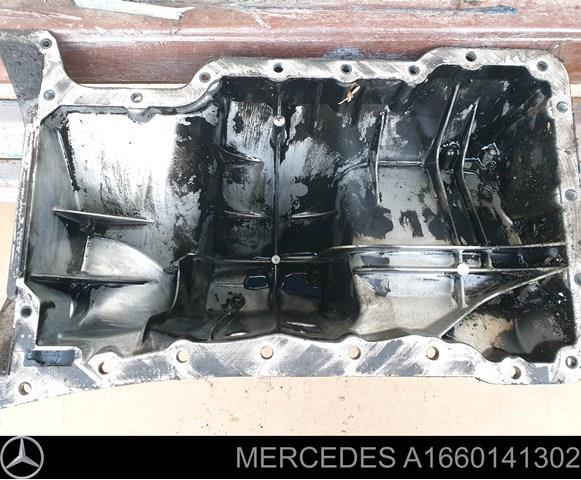 Cárter de aceite del motor A1660141302 Mercedes