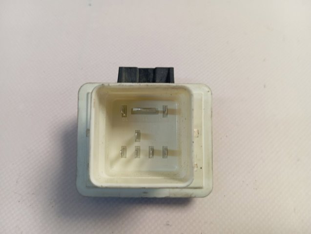 Comprar A6089000200 Renault (RVI) Caja precalentamiento bujias