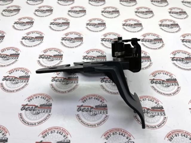 Gancho soporte del capó Mercedes A2548809802 precio, desde 59,12 EUR