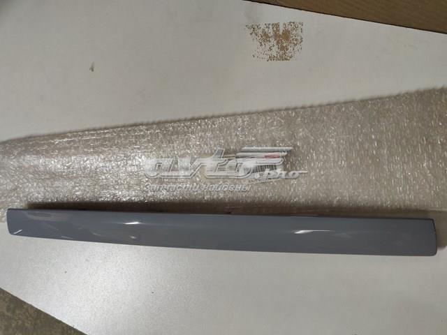 Moldura de puerta de maletero (puerta 3/5) TOYOTA 7681102180