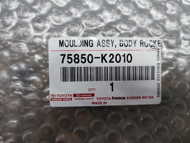 Comprar 75850K2010 Toyota Moldura exterior derecha del umbral