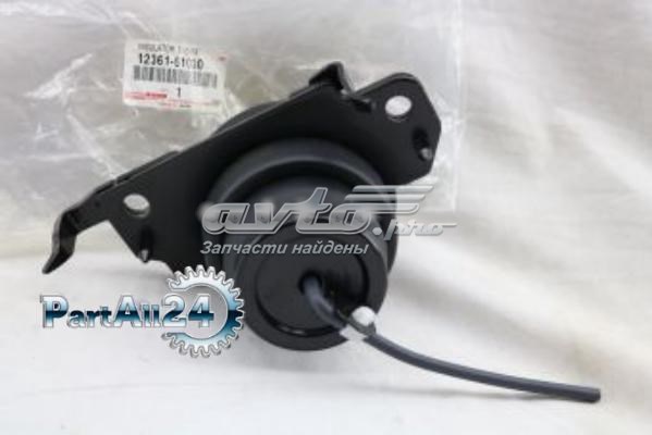 Taco motor derecho Toyota Land Cruiser (J200)