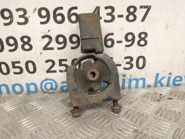 Taco de motor delantero Toyota 123610D130