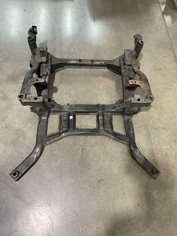 Subchasis delantero soporte motor LR152444 LAND ROVER