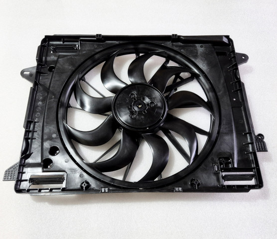 0130708529 Bosch Ventilador de refrigeración del motor
