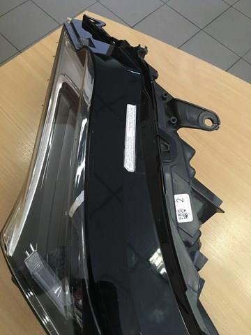  Faro izquierdo Lexus RX 