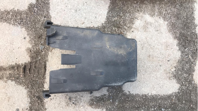 51117308803 BMW Tapa manija puerta trasera izquierda