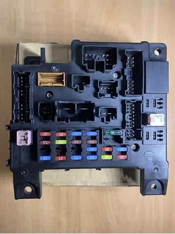Comprar Caja de fusibles Mitsubishi Outlander II XL CWW
