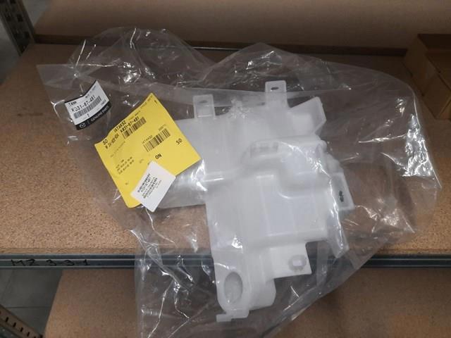 K03167481 Mazda Botella limpiaparabrisas