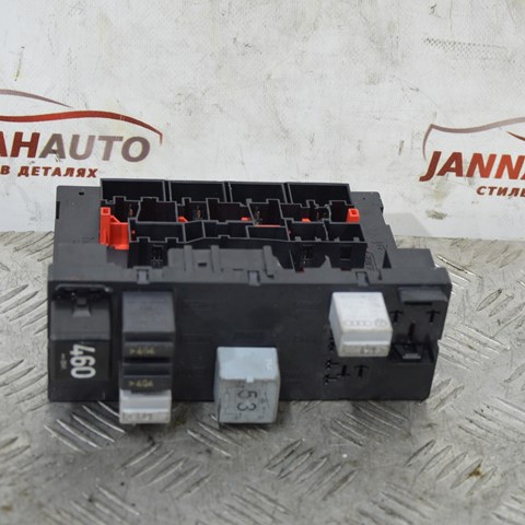 1K0937049K VAG Caja de relés y fusibles