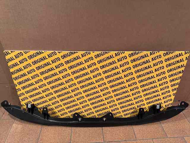 DGH9500S0 Mazda Protector paragolpes