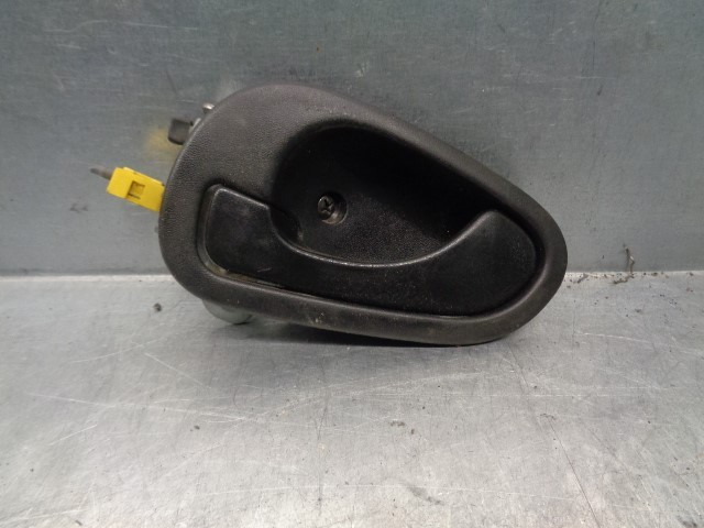 Manija interior izquierda delantera/trasera de puerta MR911087 Mitsubishi