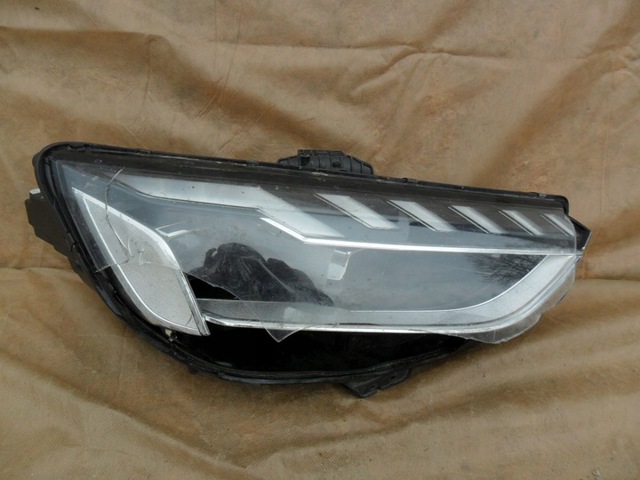 Faros delanteros VAG 8W0941035