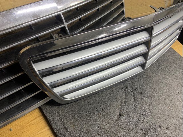 Parrilla A2038800223 Mercedes