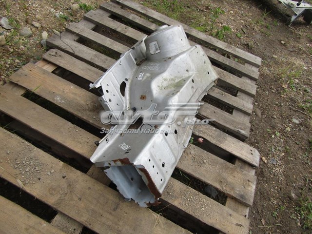 Longuero del chasis delantero derecho Ford Mondeo 3 (BWY)