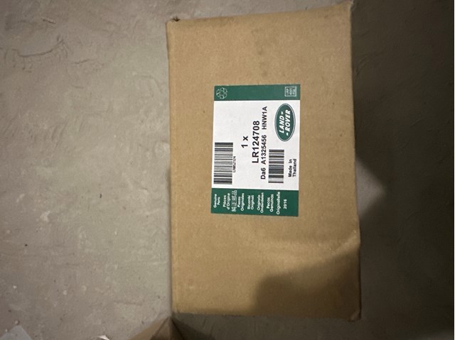 LR124708 Land Rover Fuelle transmisión delantero exterior