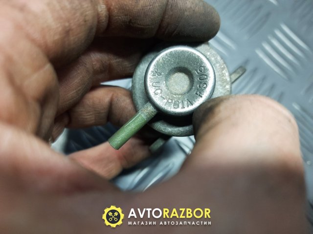 Comprar Regulador de presión de combustible Mazda 626 IV GE