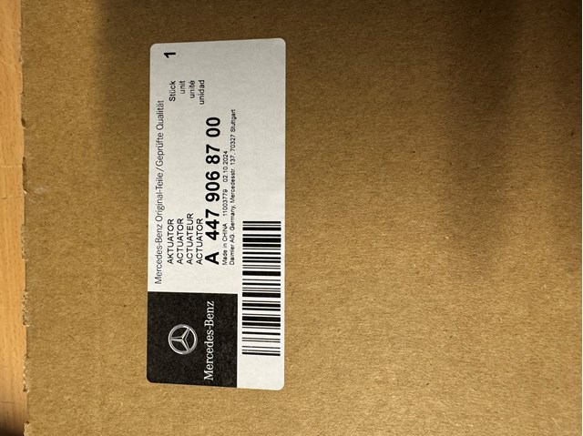 Motor del actuador de la pinza de freno trasera A4479068700 Mercedes