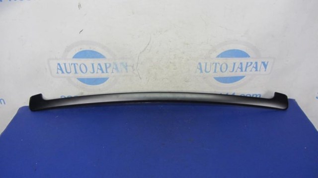 Moldura de capó TOYOTA 7577060020