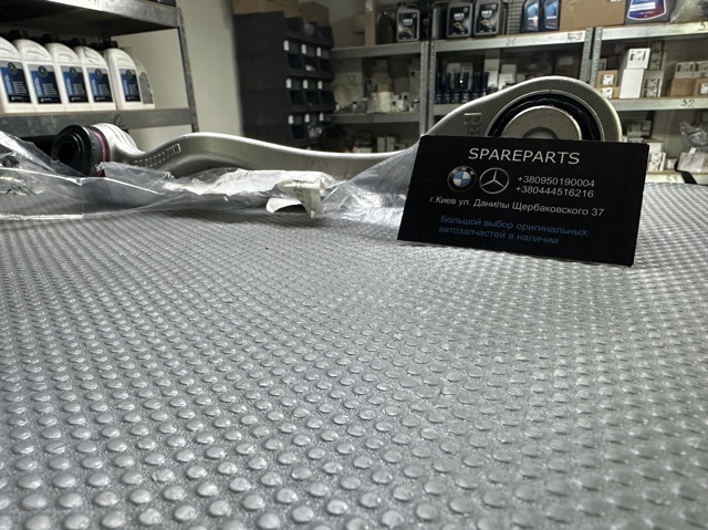 33308834820 BMW Brazo transversal derecho de suspensión trasera