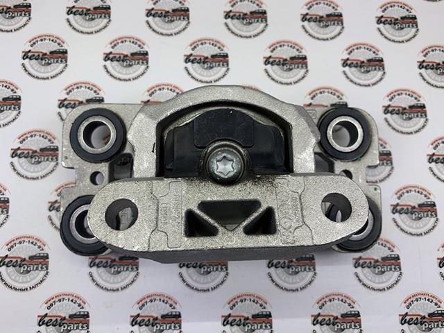 Taco de caja de cambios Land Rover LR024738 precio, desde 143,75 EUR