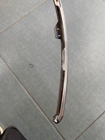 Moldura de parachoques trasero izquierdo 86691N7010 Hyundai/Kia