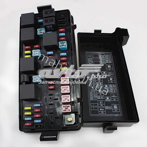  Caja de fusibles Geely CK 1