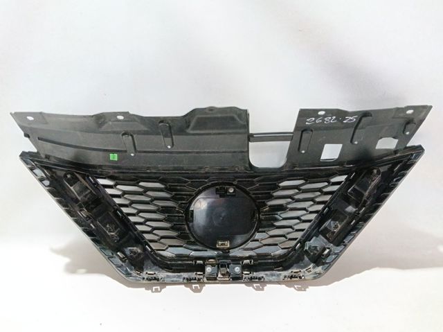Parrilla 62310HV32B Nissan/Infiniti